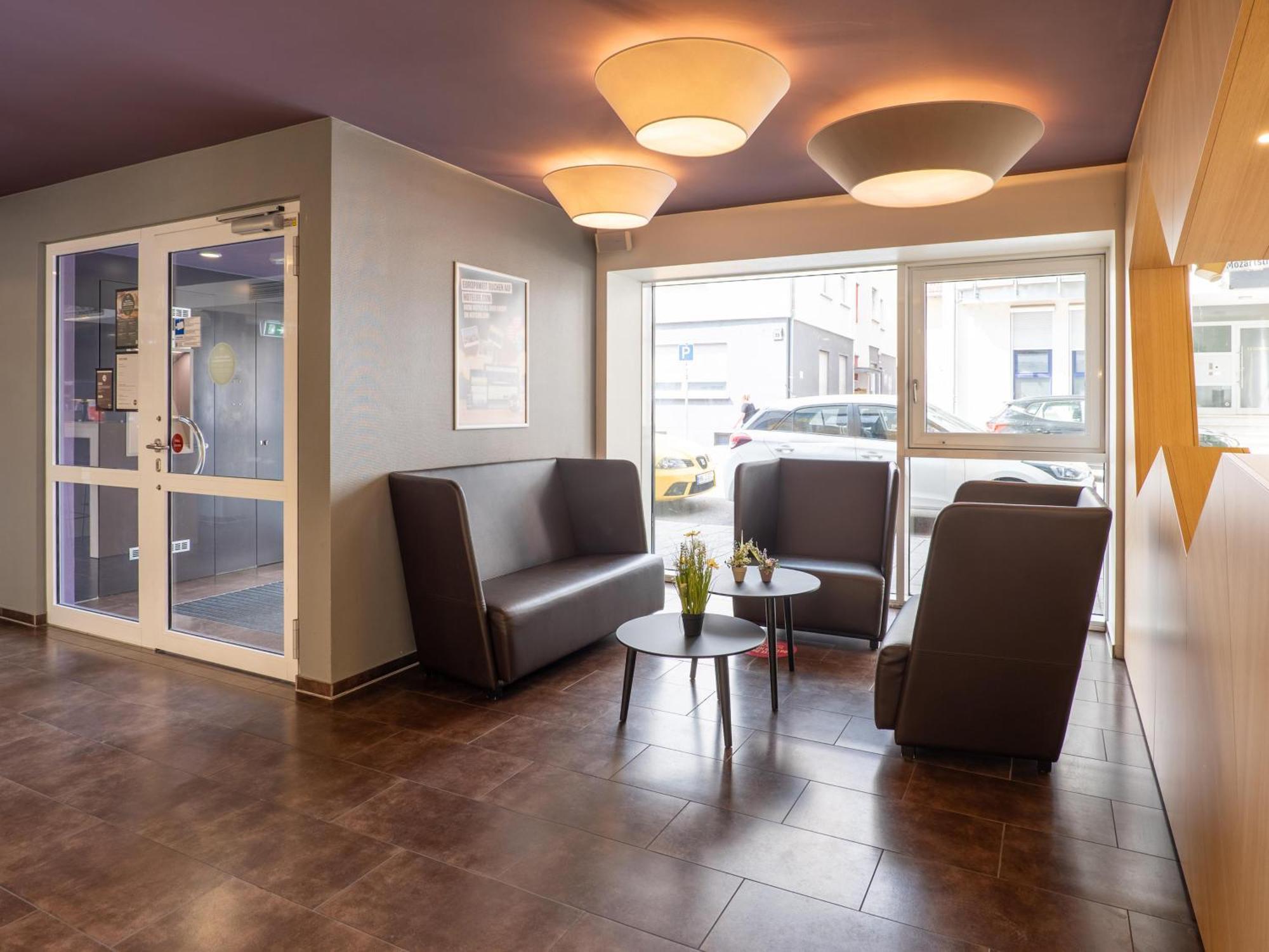 B&B Hotel Heilbronn Exteriör bild