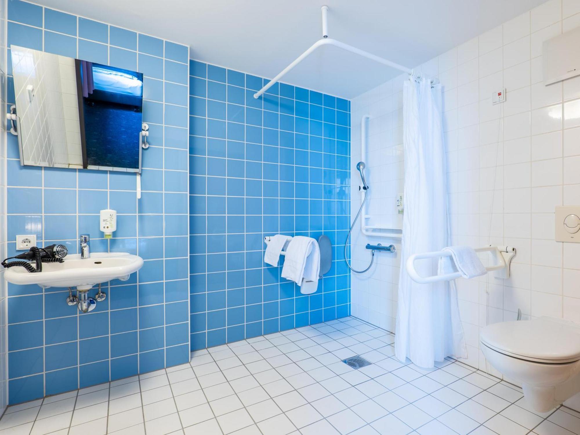 B&B Hotel Heilbronn Exteriör bild