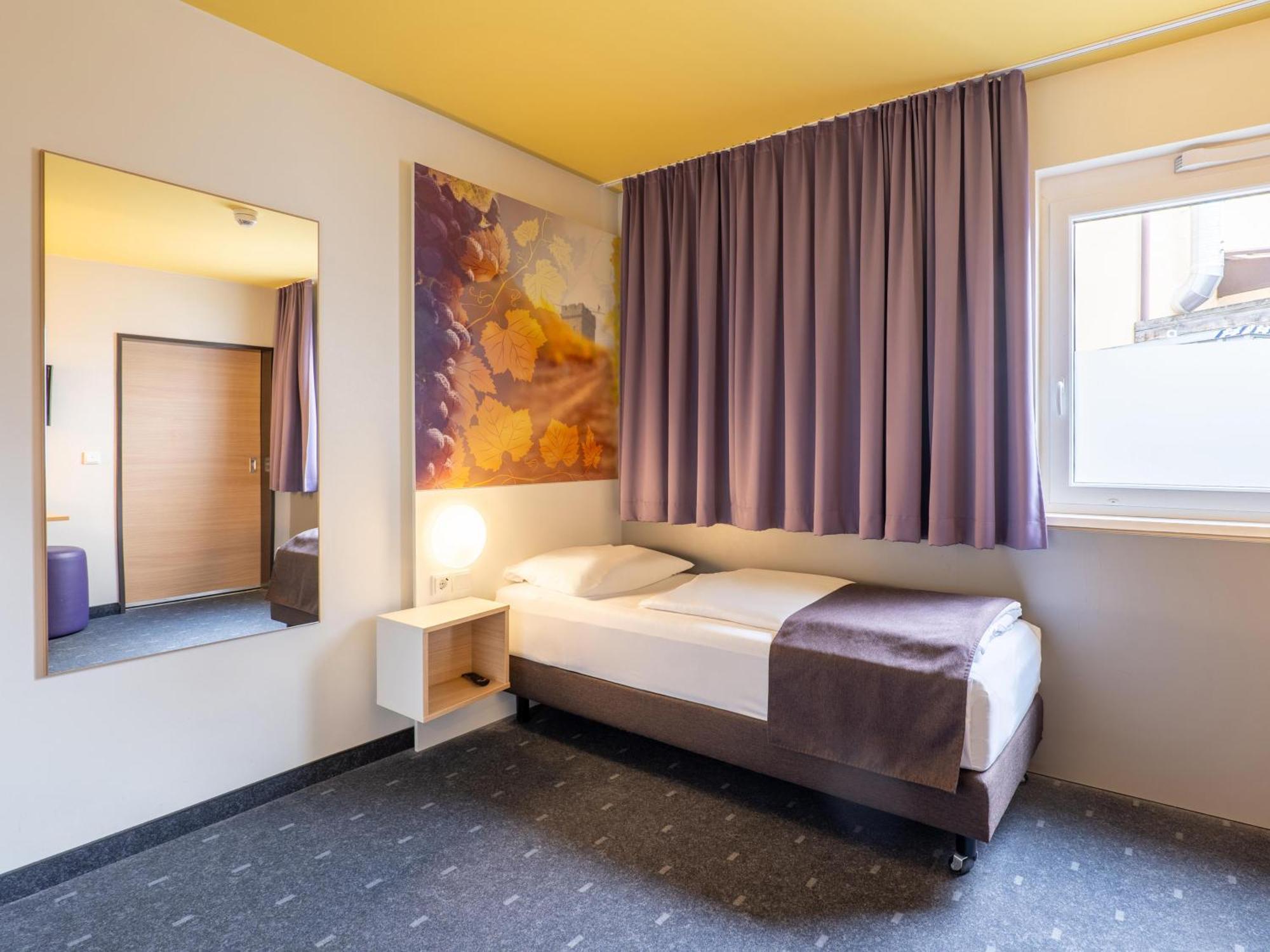 B&B Hotel Heilbronn Exteriör bild